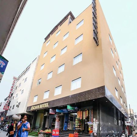 Airport Hotel Bollywood Paradise Ню Делхи Екстериор снимка
